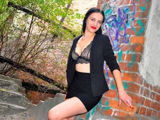 Еротски видео разговор SayaDevii