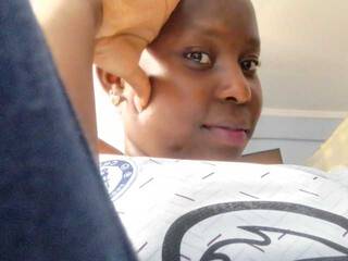 Еротски видео разговор Sweetcandy75