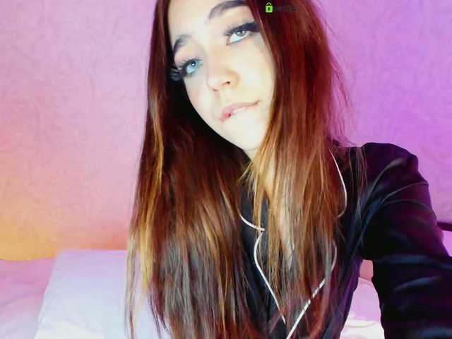 Емитувани слики од екранот Selenaneshy