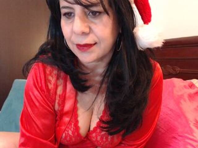 Емитувани слики од екранот SelenMILF