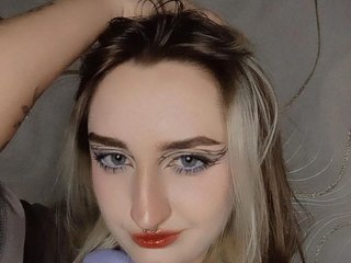 Еротски видео разговор SeptemberRoutzen