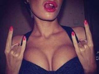 Еротски видео разговор sexbarbie