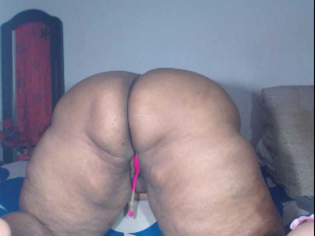 Емитувани слики од екранот sexeated514df