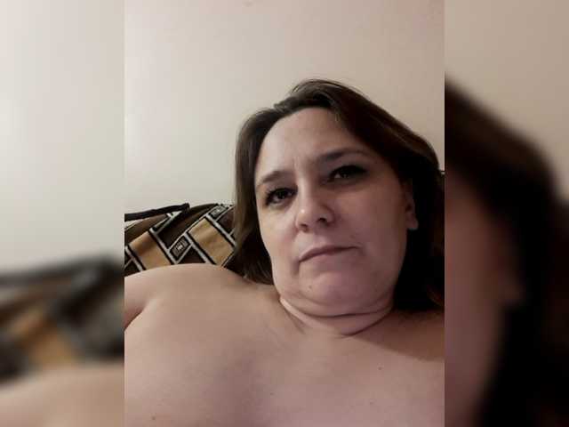 Емитувани слики од екранот sexmarisha2