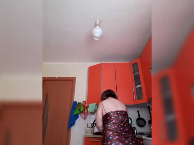 Емитувани слики од екранот sexmarisha2