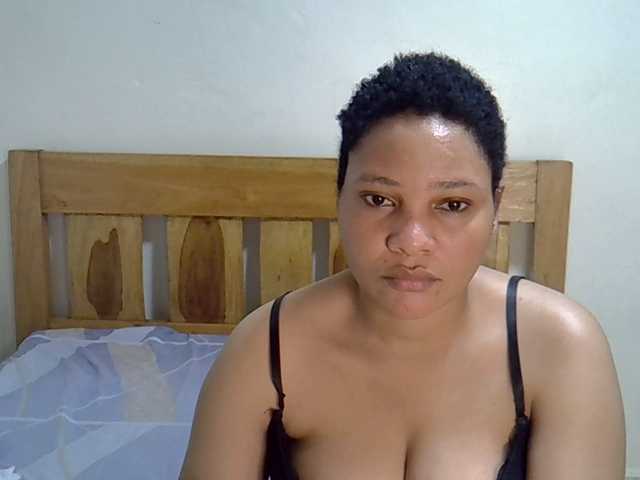 Емитувани слики од екранот Sexxiequeen