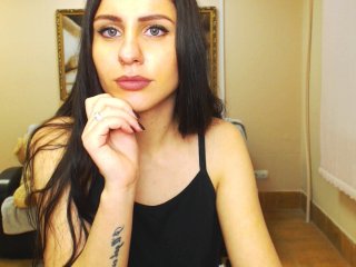 Емитувани слики од екранот SexyAlenaaa