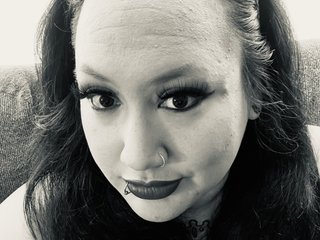 Еротски видео разговор SexyGothNerd90