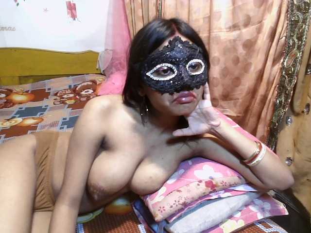 Емитувани слики од екранот Sexyindianqueen