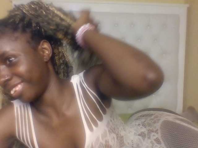 Емитувани слики од екранот Sexykitten1