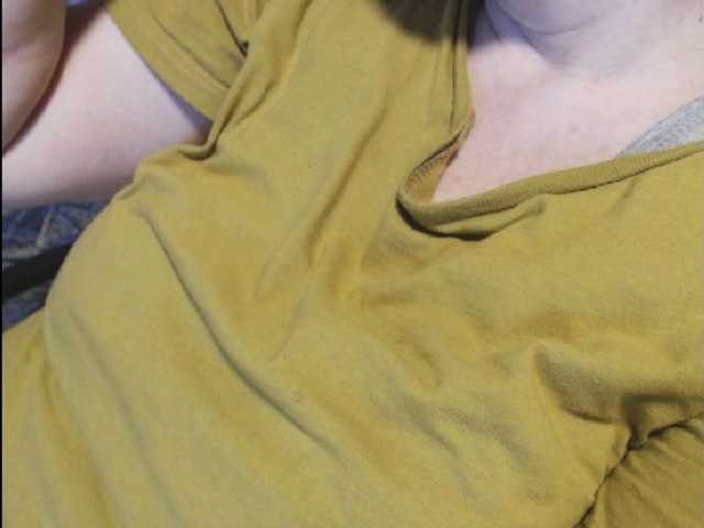 Емитувани слики од екранот SexyNila