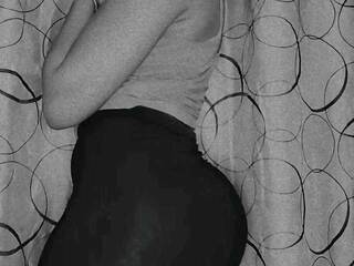 Еротски видео разговор SexyPesh