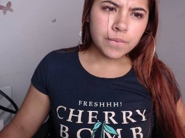 Емитувани слики од екранот sexyteenlen