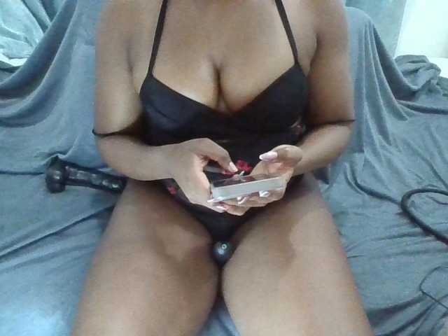 Емитувани слики од екранот sexyvmelissa