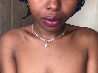 Еротски видео разговор Cleamee