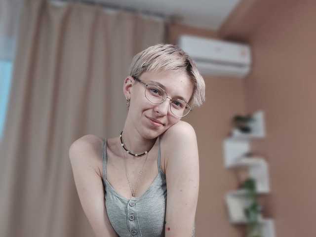 Фотографија на профилот SharliRose