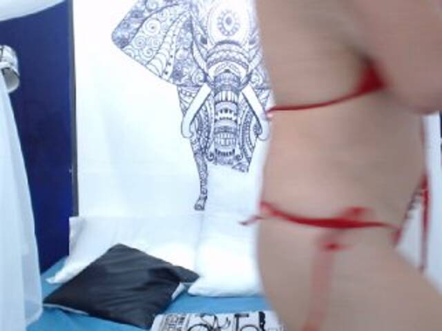 Емитувани слики од екранот SHARON-ROSS