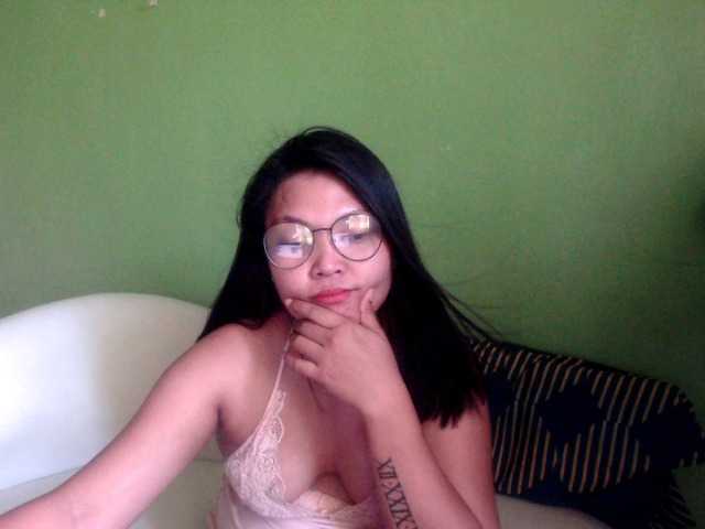 Емитувани слики од екранот LADYDICKRIDER