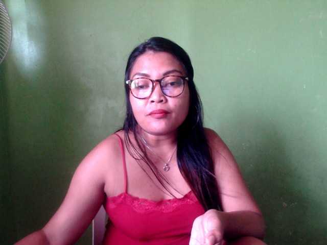 Емитувани слики од екранот LADYDICKRIDER