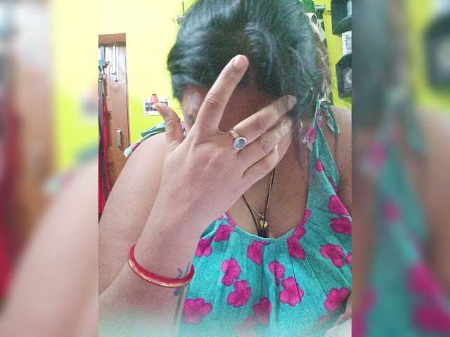 Емитувани слики од екранот silkishamita