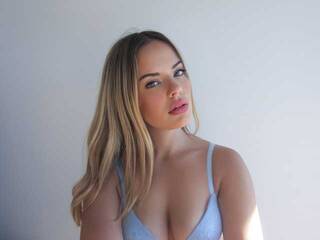 Еротски видео разговор silvifoxyy