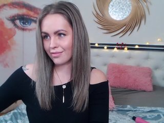 Емитувани слики од екранот SindiQween