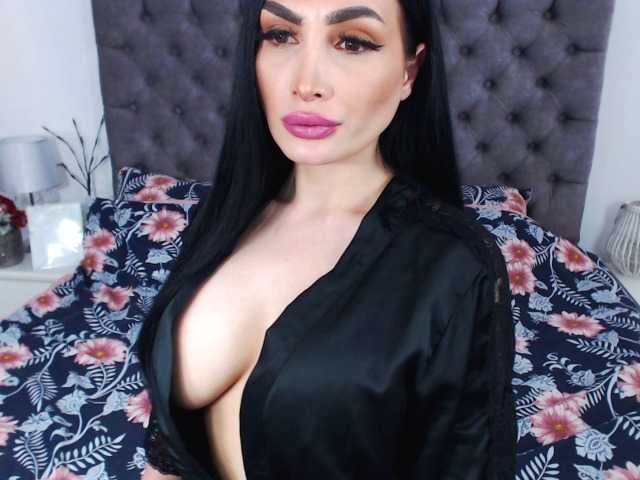 Емитувани слики од екранот Sindydolly