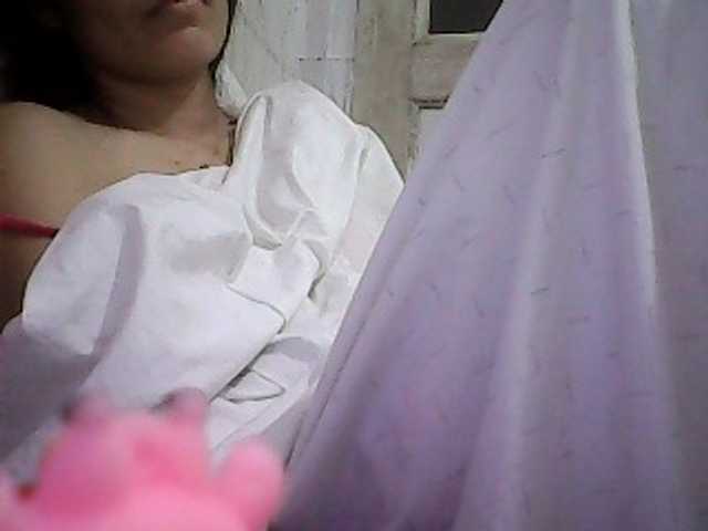 Емитувани слики од екранот single332