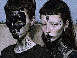 Еротски видео разговор sinttwins