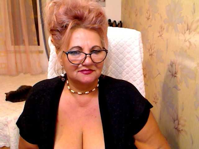 Емитувани слики од екранот sinwoman