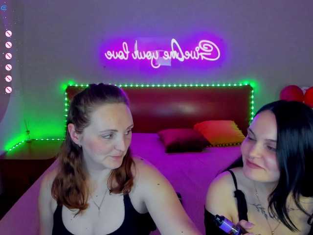 Емитувани слики од екранот SixNipples
