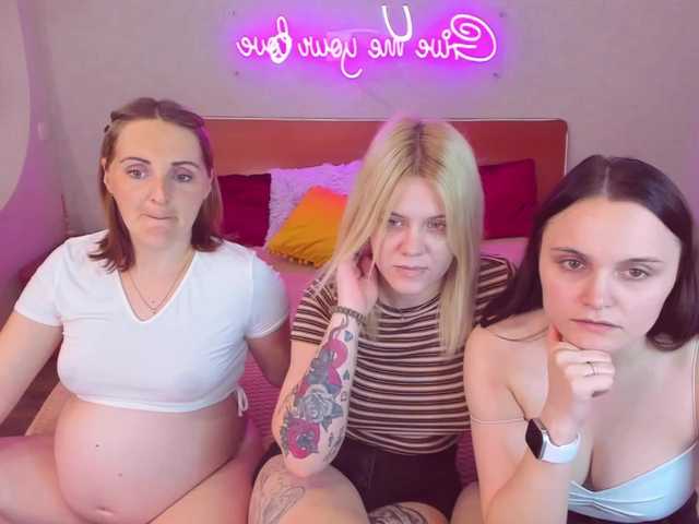 Емитувани слики од екранот SixNipples