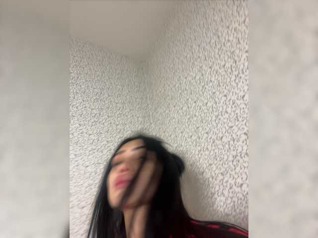 Емитувани слики од екранот Sladkie99