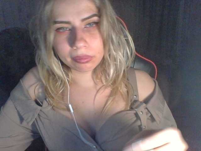 Емитувани слики од екранот SmithMarilyn