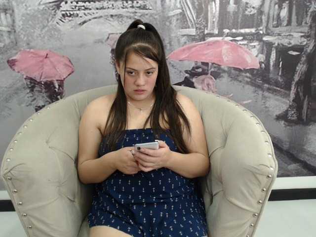 Емитувани слики од екранот sofia-cam-