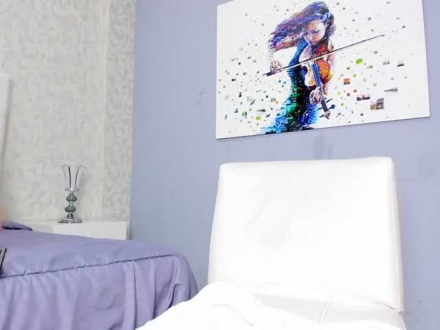 Емитувани слики од екранот sofia-farah