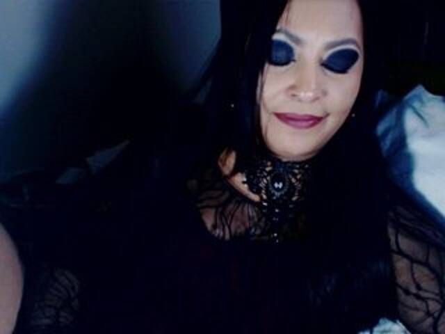 Емитувани слики од екранот sofiahorny6xx