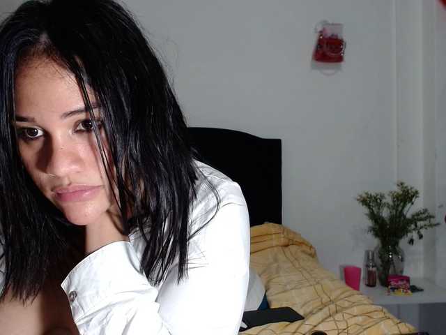 Емитувани слики од екранот sofiahornyy