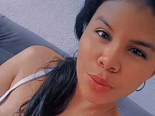 Еротски видео разговор sofiasexy18