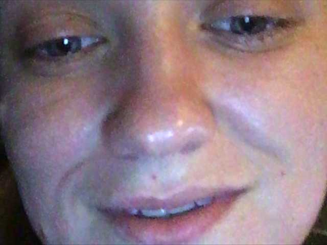 Емитувани слики од екранот SofiOO1