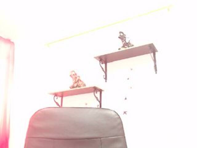 Емитувани слики од екранот Sofixtrem