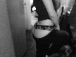 Еротски видео разговор Sofiyamimi