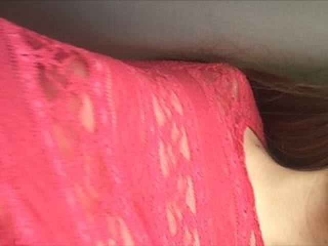 Емитувани слики од екранот Sofiyamimi