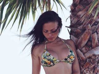 Еротски видео разговор CreaMBabyy