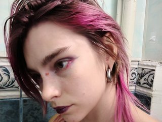 Еротски видео разговор SophieHard