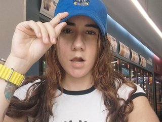 Еротски видео разговор SophieWils