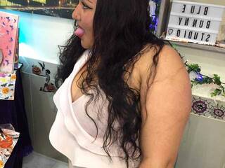 Еротски видео разговор SophyFox