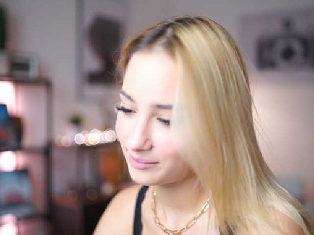 Емитувани слики од екранот spicysugar