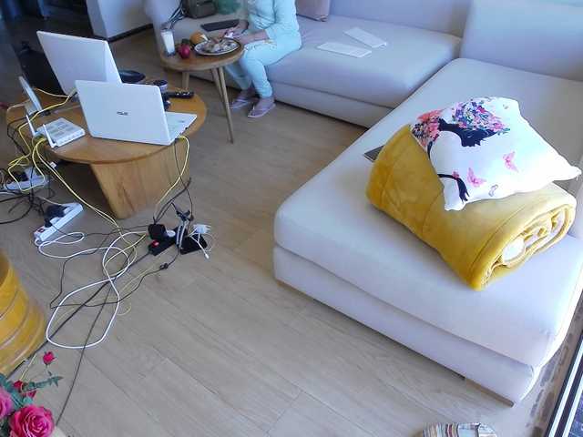 Емитувани слики од екранот SPySKy