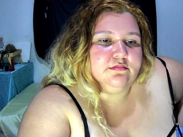 Емитувани слики од екранот squirt322bbw2